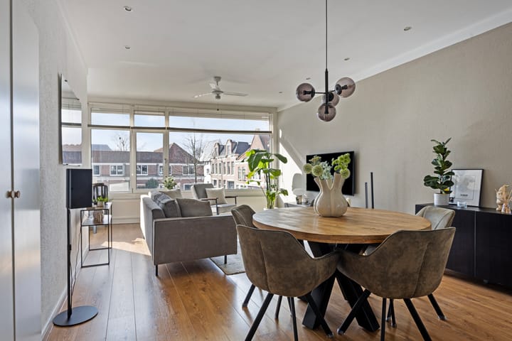 Foto 11 van Limmerhoek 24-A