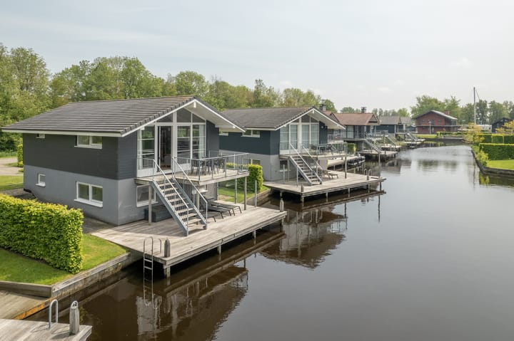 Photo 28 of Jongebuorren 37