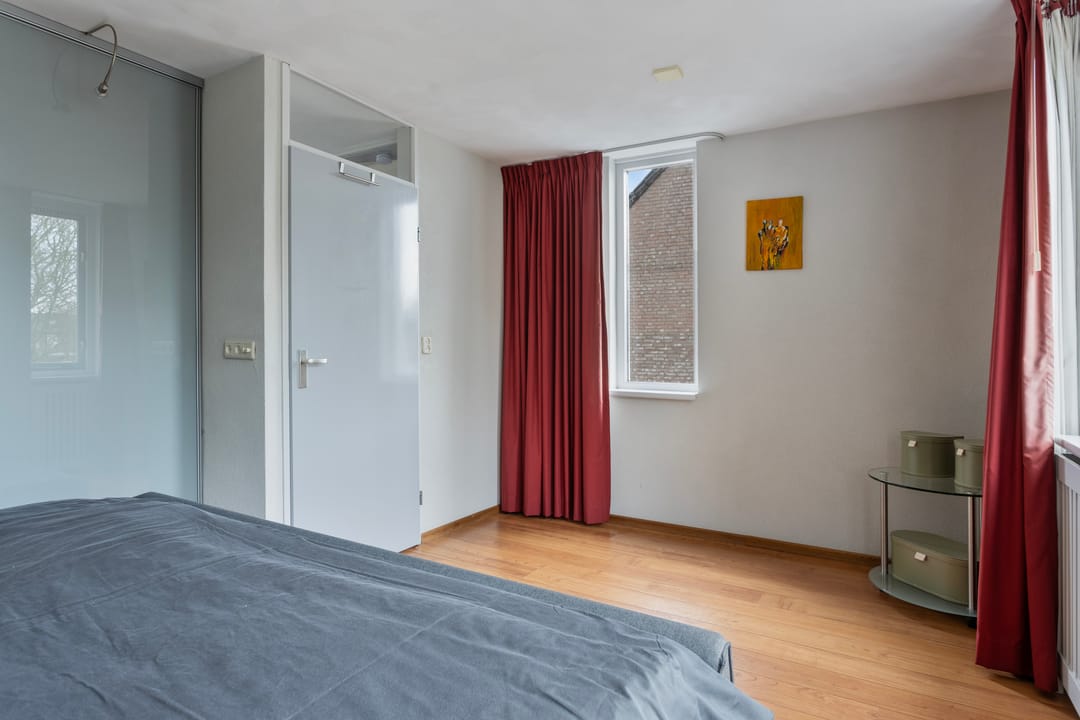 Photo 22 of Eikenstraat 27