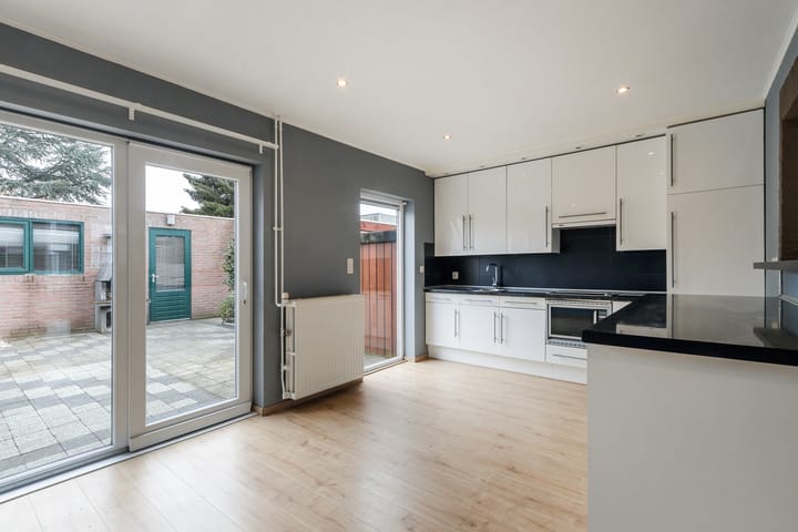 Foto 3 van Dr. Poelsstraat 27