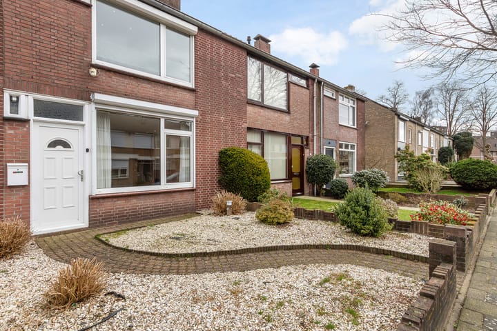 Photo 35 of Dr. Poelsstraat 27