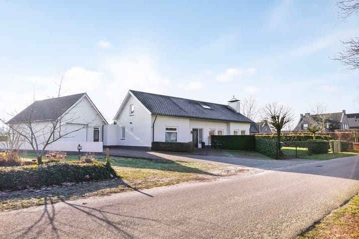 Foto 34 van van den Bogaardweg 3