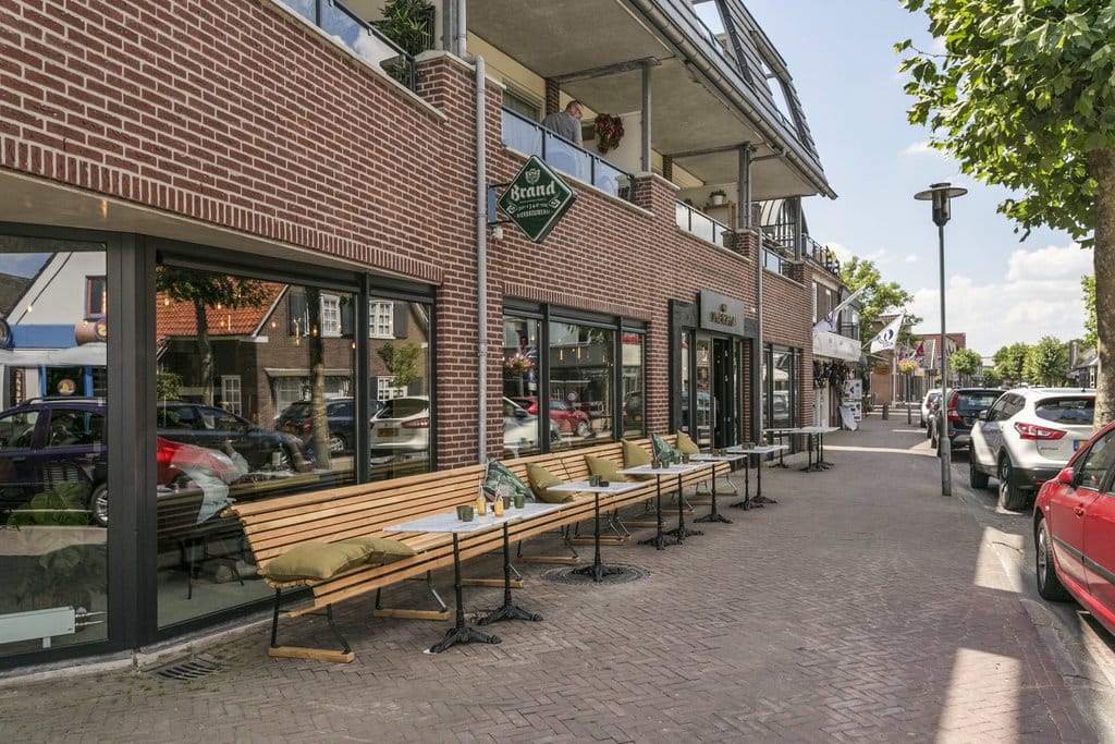 Photo 31 of Julianastraat 18