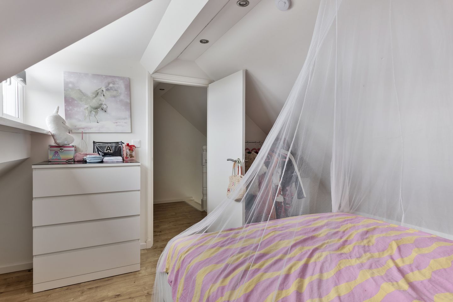 Foto 29 van Roosendaalseweg 64