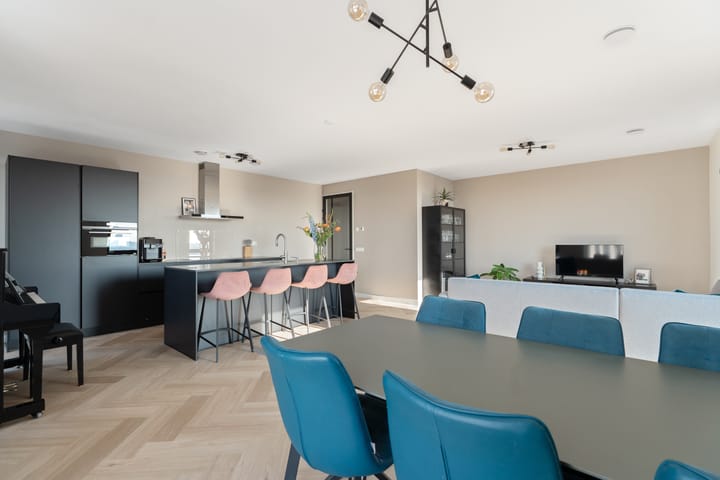 Foto 10 van Waalbandijk 397