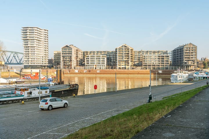 Foto 34 van Waalbandijk 397