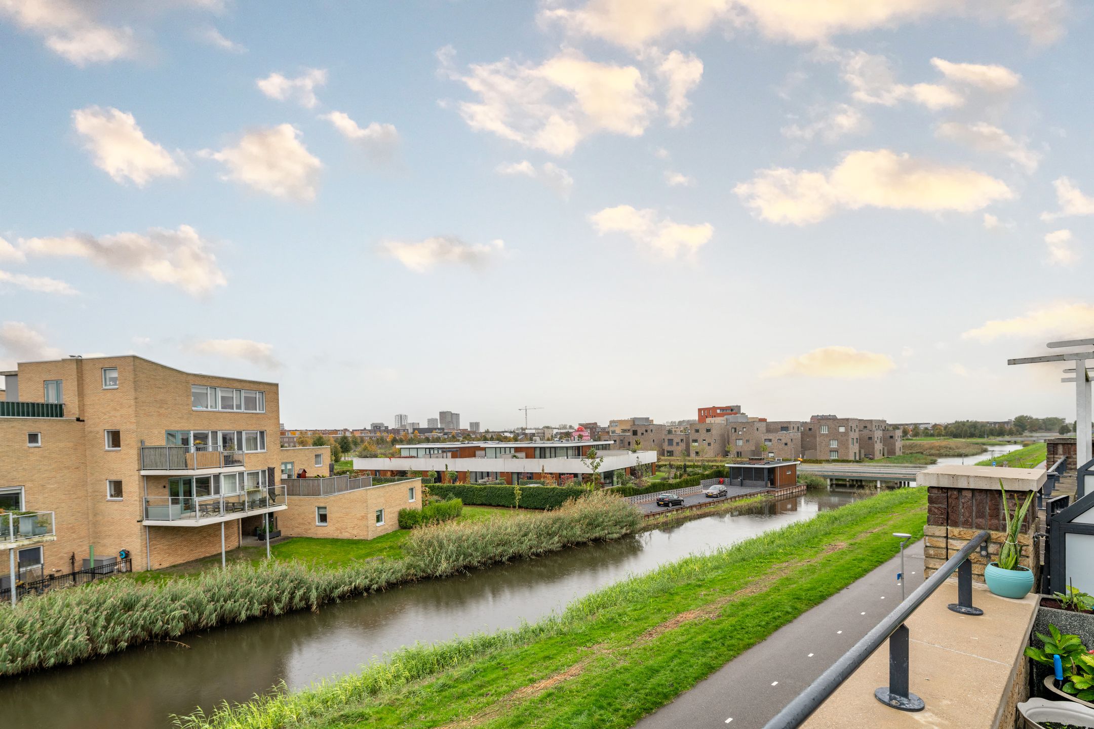 Foto 24 van Osirispad 63