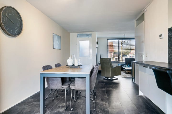 Photo 13 of Donkershoekstraat 21