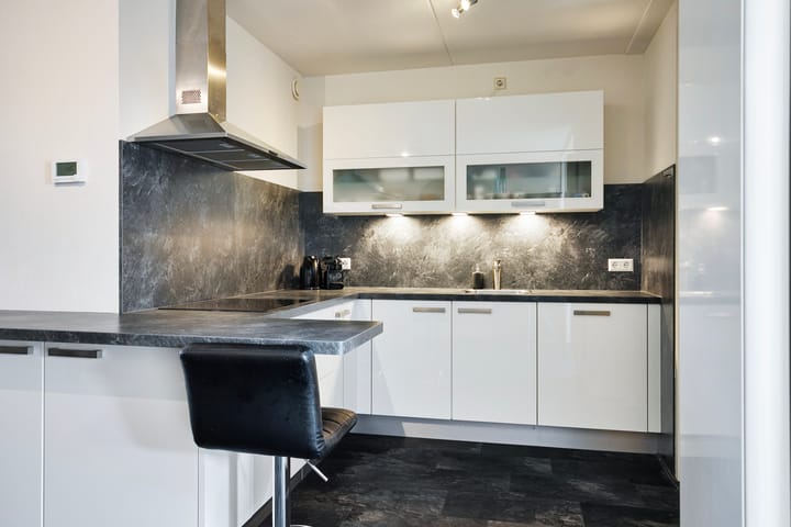 Photo 15 of Donkershoekstraat 21