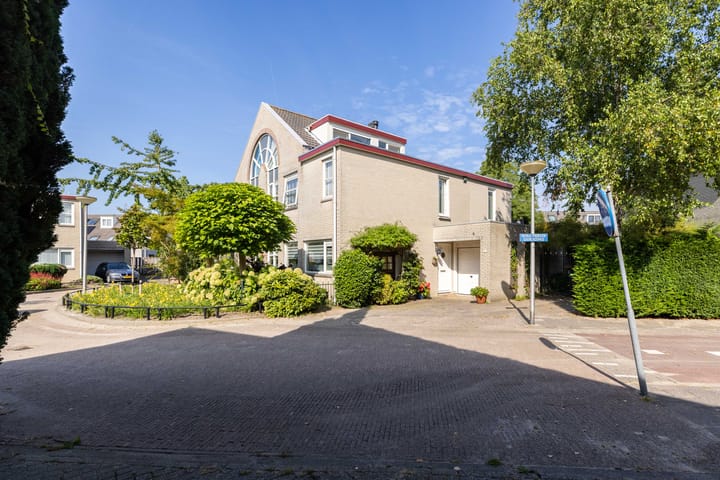 Foto 49 van Reina Prinsen Geerligspad 18