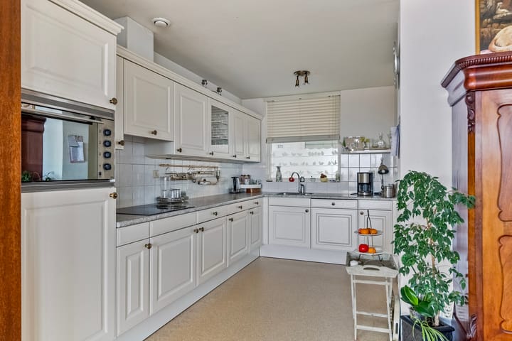 Foto 3 van Julianahof 374