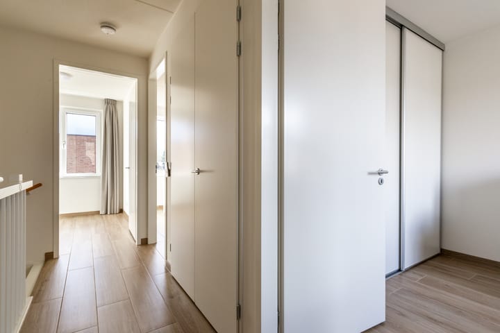 Photo 11 of Anna Maria van Schurmanlaan 14