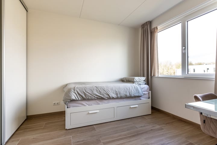 Photo 13 of Anna Maria van Schurmanlaan 14