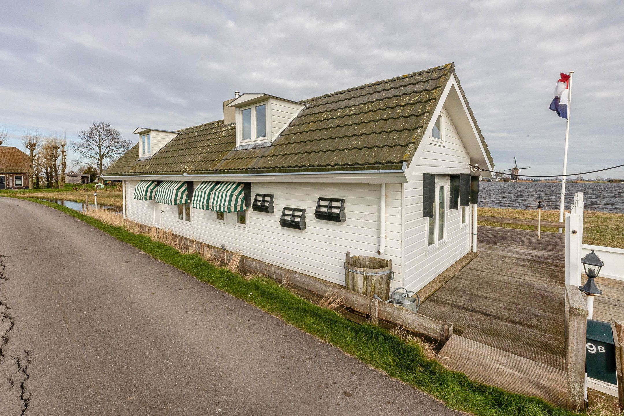 Foto 39 van Achterdijk 9-W2