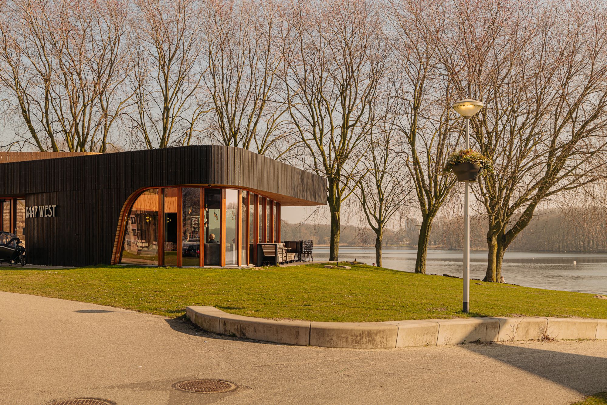 Foto 30 van J. de Koostraat 8