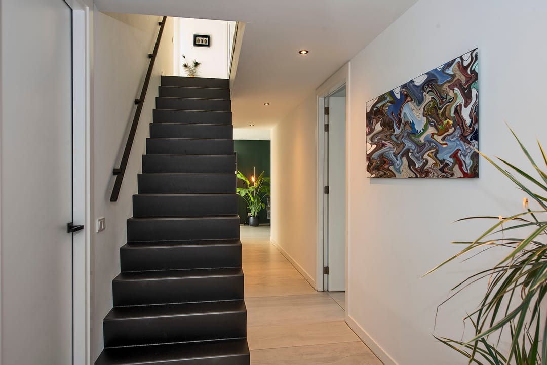 Photo 8 of Elderinkstraat 1