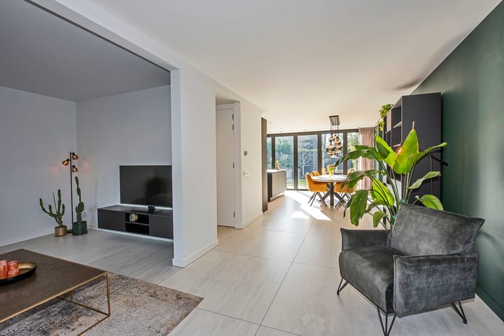 Foto 16 van Elderinkstraat 1