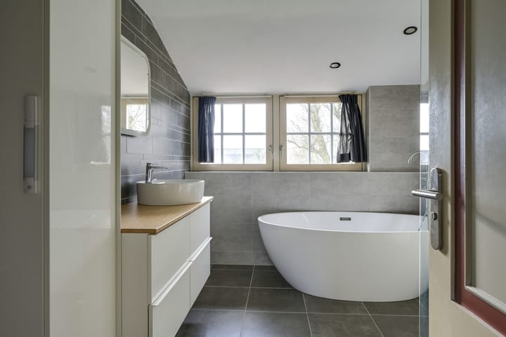 Foto 35 van Tienhovenseweg 15