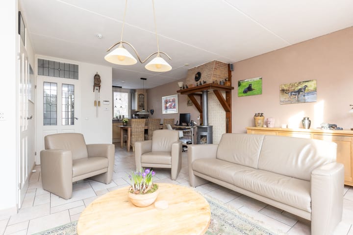 Foto 3 van Weegbree 172