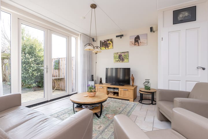 Foto 11 van Weegbree 172