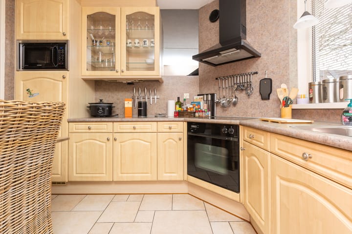 Foto 14 van Weegbree 172