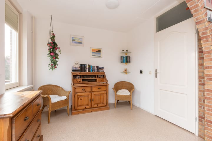 Foto 19 van Weegbree 172