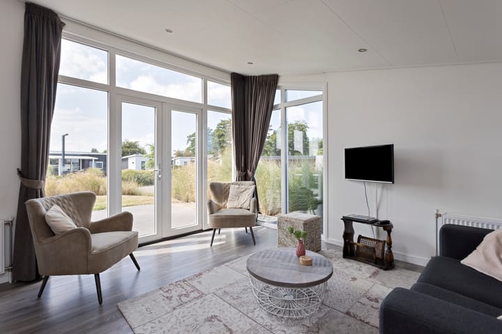 Foto 6 van Randmeerweg 8-512