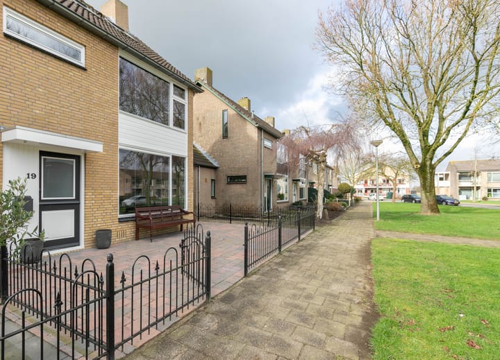 Foto 46 van A.G.M. van der Hoevenstraat 19