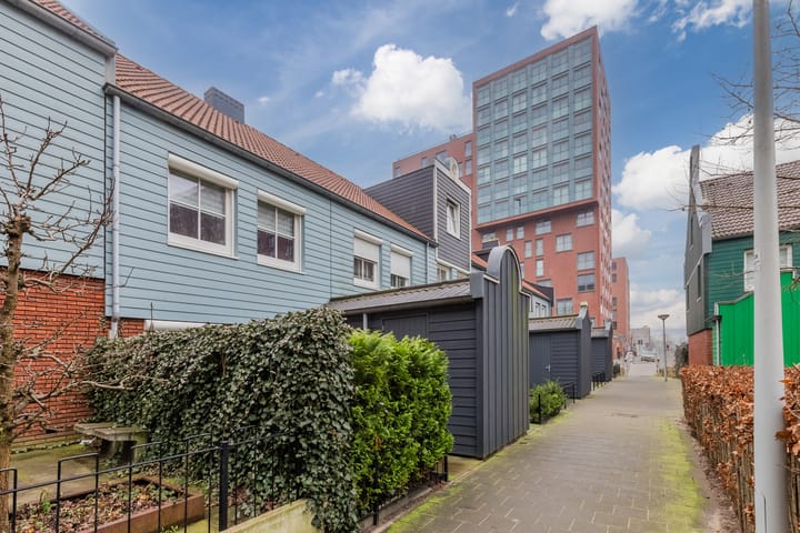 Foto 6 van Vurehout 100