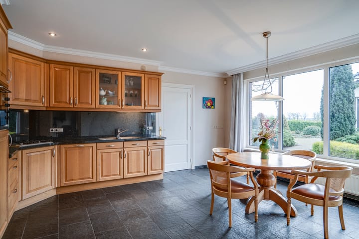 Foto 23 van Nieuwendijk 143