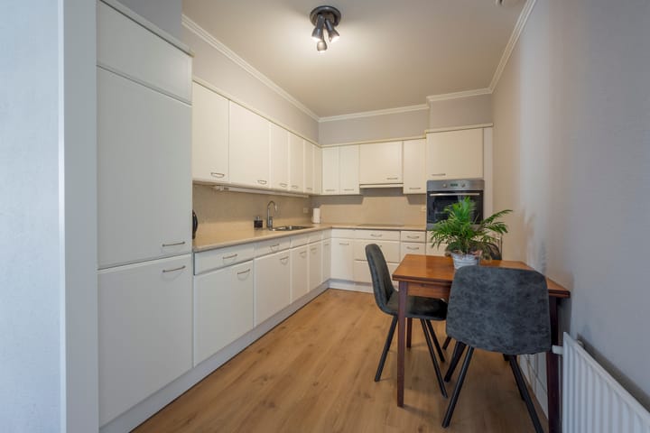 Photo 12 of Apeldoornsestraat 2-A