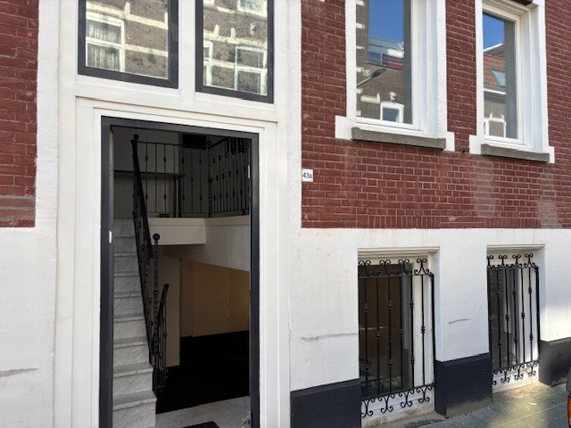 View photo 2 of Nicolaas Zasstraat 43-A