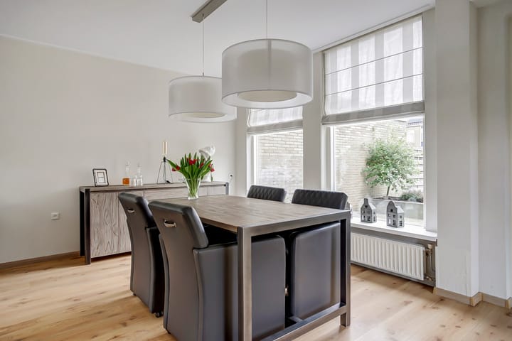 Foto 11 van Meidoornlaan 2