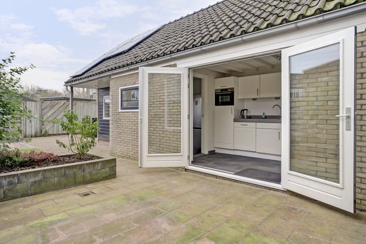 Foto 21 van Meidoornlaan 2