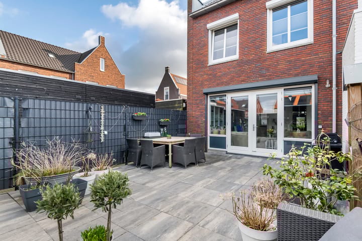 Foto 36 van De Binnenplaats 47