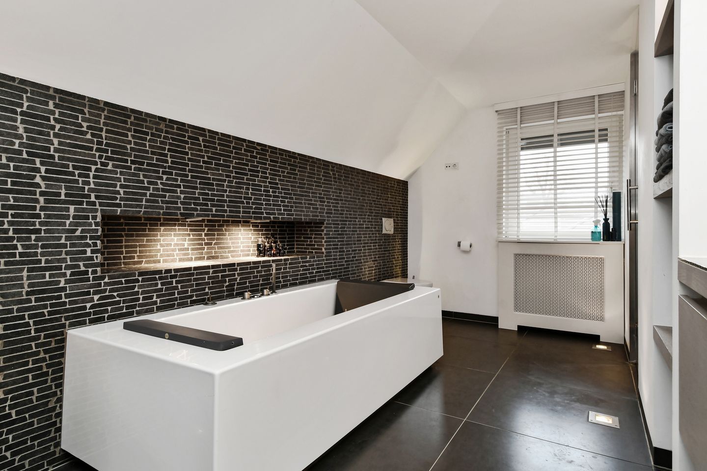 Foto 35 van Burgemeester Kolfschotenstraat 12