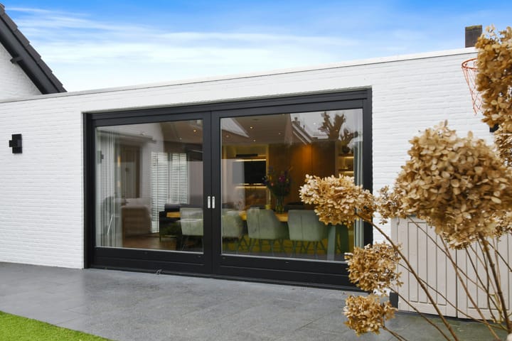 Foto 44 van Burgemeester Kolfschotenstraat 12