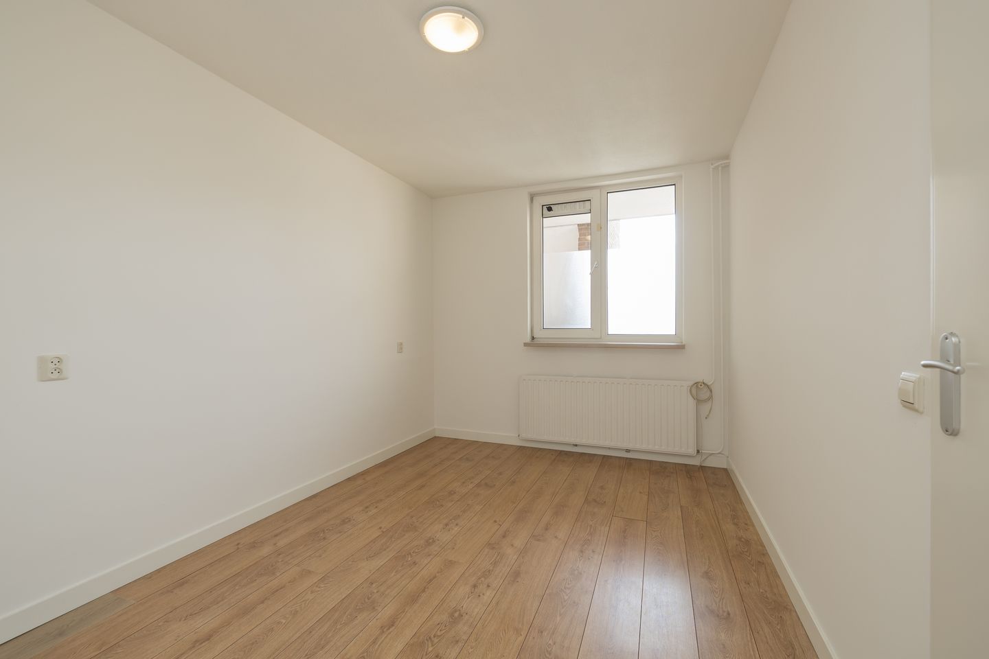 Foto 20 van Arthur van Schendelplein 30