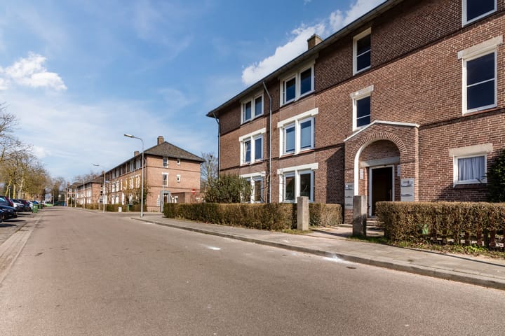 Foto 24 van Cronjéstraat 18