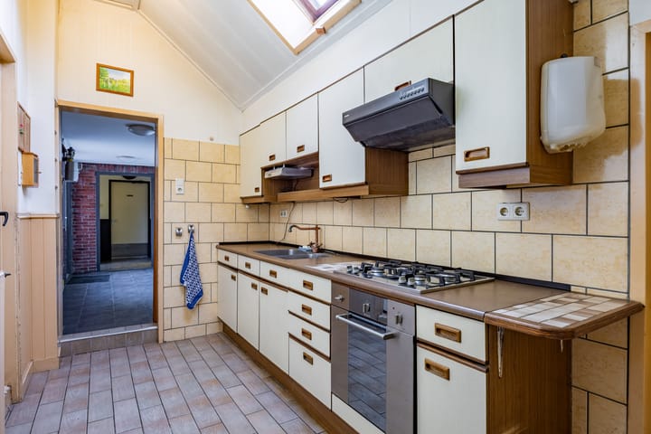 Foto 16 van Tjarda van Starkenborghweg 12