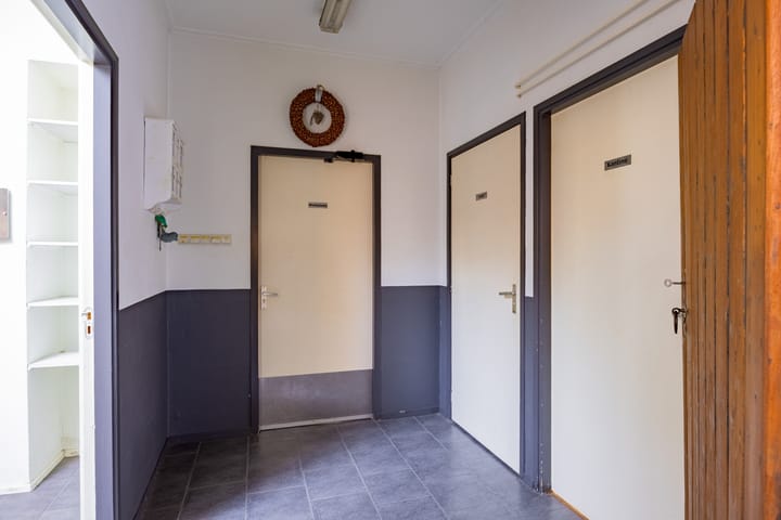 Foto 35 van Tjarda van Starkenborghweg 12