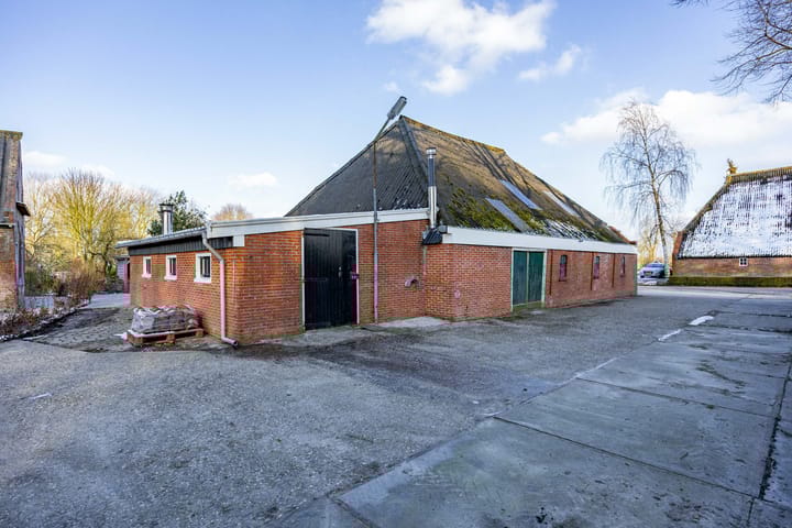 Foto 61 van Tjarda van Starkenborghweg 12