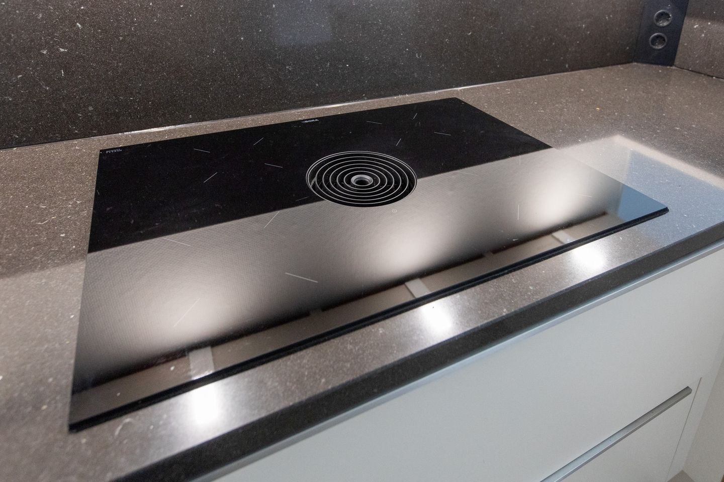 Foto 10 van Den Heuvel 106