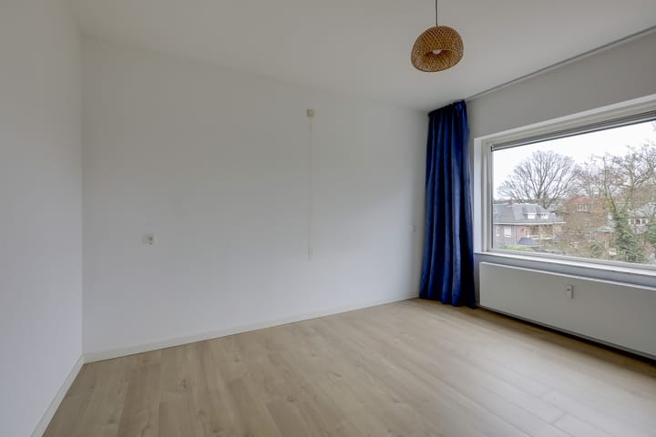 Foto 13 van Den Heuvel 106