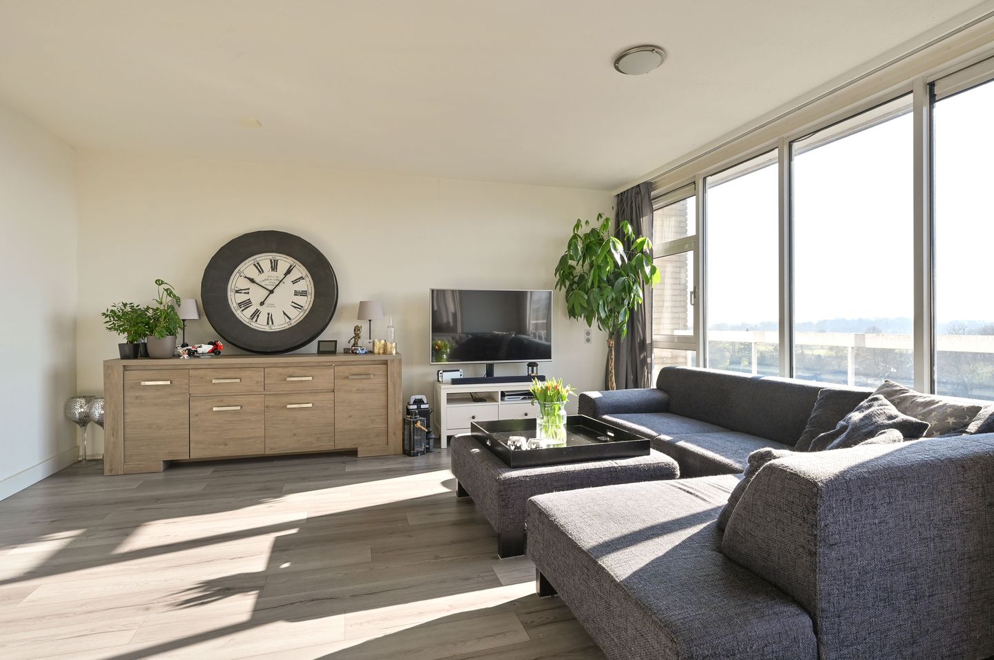 Foto 5 van Weegbreestraat 199