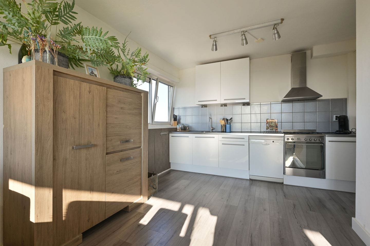 Foto 10 van Weegbreestraat 199