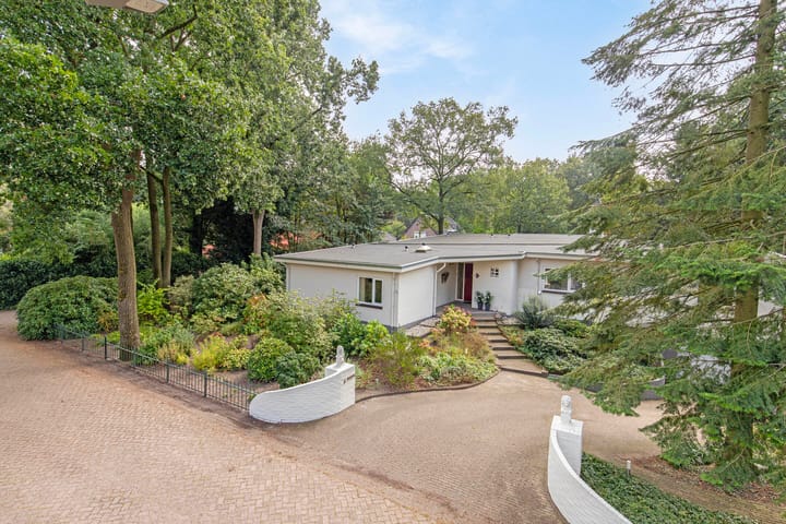 Foto 8 van Wielewaallaan 4