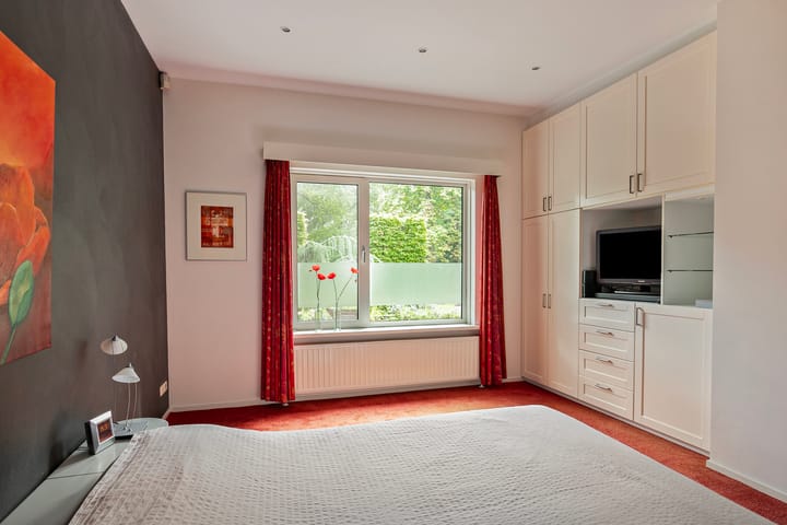 Foto 44 van Wielewaallaan 4