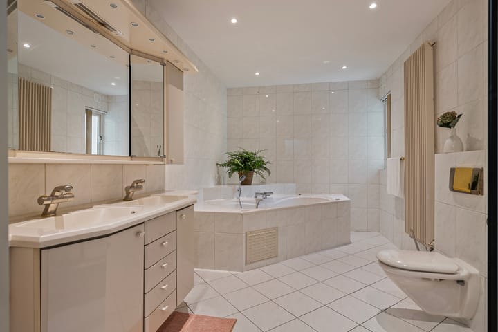 Foto 51 van Wielewaallaan 4