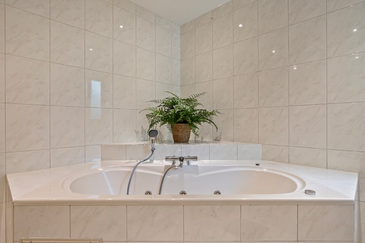 Foto 52 van Wielewaallaan 4